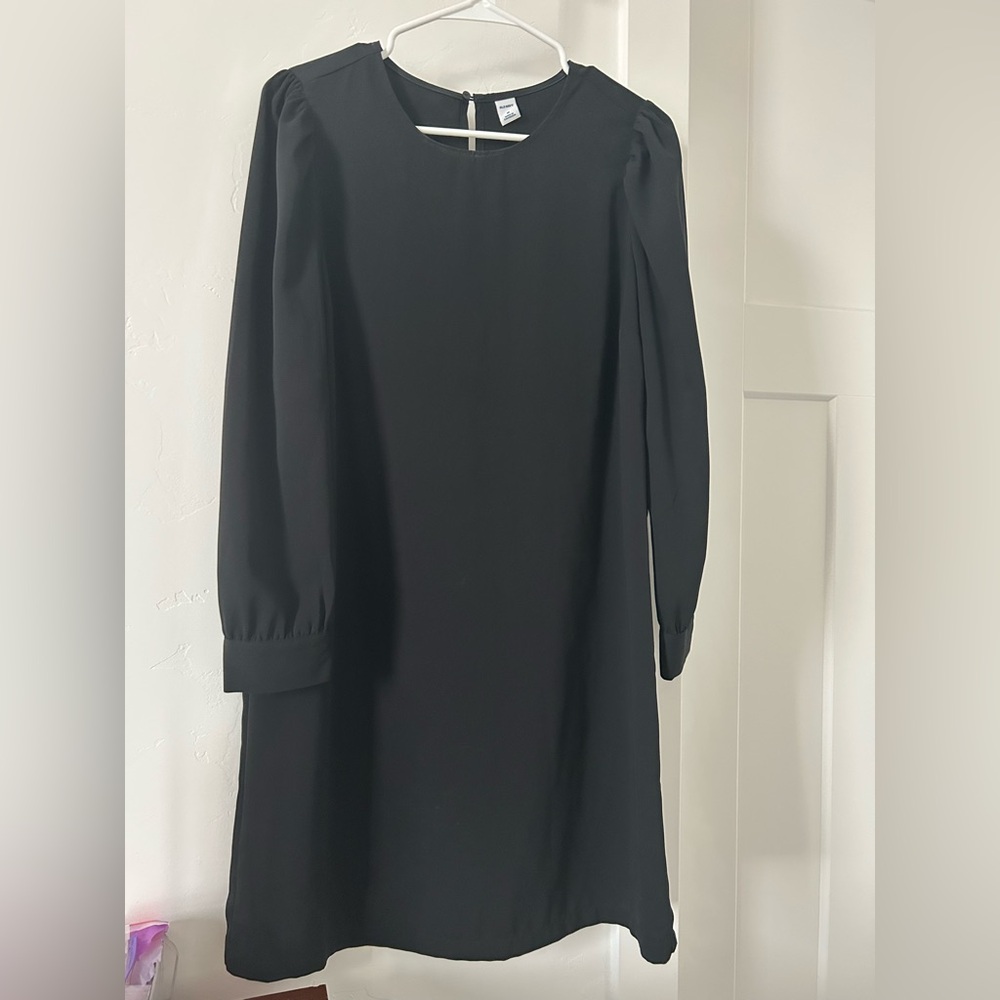 Old Navy Classic Black Long Sleeve Dress